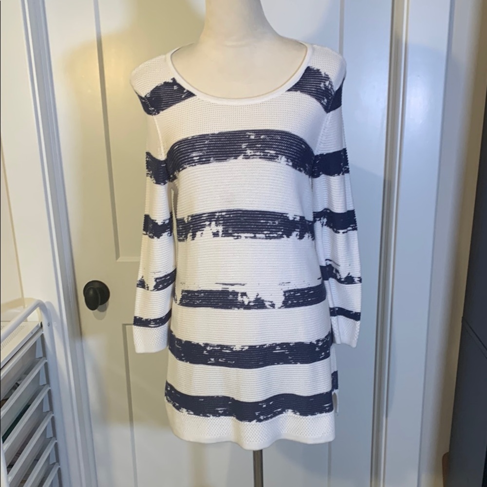 Chico's Navy and White Knit Top